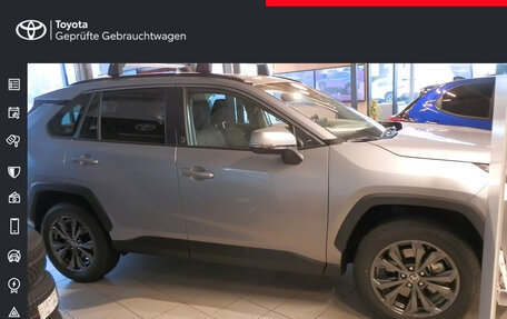 Toyota RAV4, 2024 год, 6 950 000 рублей, 2 фотография