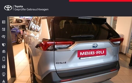 Toyota RAV4, 2024 год, 6 950 000 рублей, 3 фотография