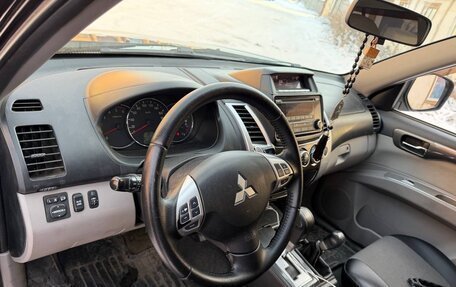 Mitsubishi Pajero Sport II рестайлинг, 2015 год, 2 170 000 рублей, 22 фотография