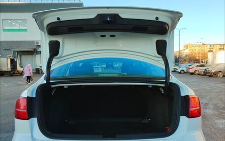 Volkswagen Jetta VI, 2016 год, 1 350 000 рублей, 12 фотография