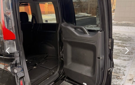 Honda Stepwgn IV, 2021 год, 1 900 000 рублей, 8 фотография