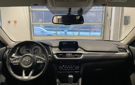 Mazda 6, 2018 год, 1 890 000 рублей, 11 фотография