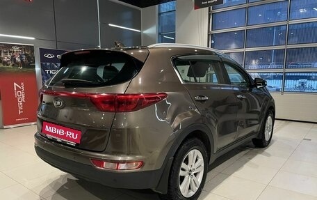 KIA Sportage IV рестайлинг, 2017 год, 1 700 000 рублей, 4 фотография