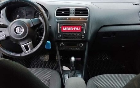 Volkswagen Polo VI (EU Market), 2013 год, 680 000 рублей, 13 фотография