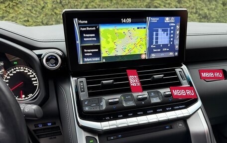 Toyota Land Cruiser, 2022 год, 10 500 000 рублей, 13 фотография