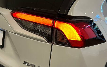 Toyota RAV4, 2025 год, 4 350 000 рублей, 10 фотография