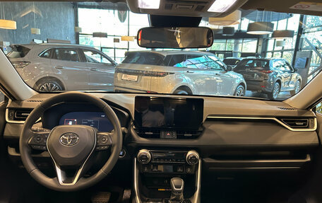 Toyota RAV4, 2025 год, 4 350 000 рублей, 24 фотография