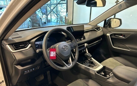 Toyota RAV4, 2025 год, 4 350 000 рублей, 16 фотография