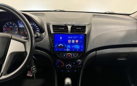 Hyundai Solaris II рестайлинг, 2011 год, 795 000 рублей, 17 фотография