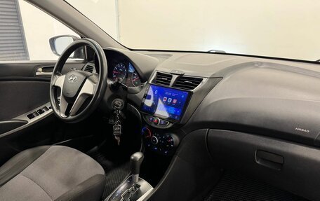 Hyundai Solaris II рестайлинг, 2011 год, 795 000 рублей, 13 фотография