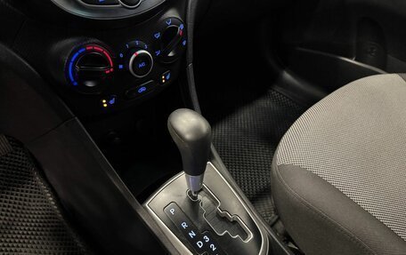 Hyundai Solaris II рестайлинг, 2011 год, 795 000 рублей, 18 фотография