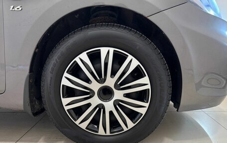 Hyundai Solaris II рестайлинг, 2011 год, 795 000 рублей, 20 фотография