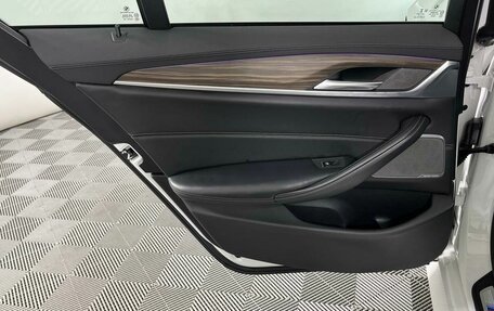 BMW 5 серия, 2018 год, 4 399 000 рублей, 10 фотография