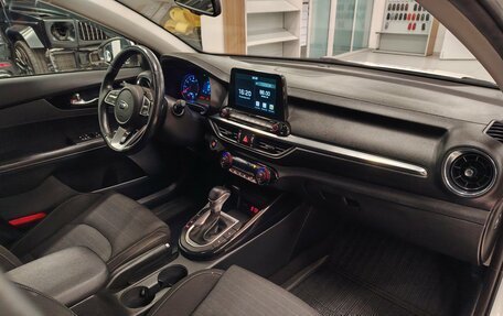 KIA Cerato IV, 2021 год, 1 835 000 рублей, 6 фотография