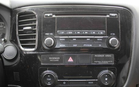 Mitsubishi Outlander III рестайлинг 3, 2013 год, 1 239 000 рублей, 16 фотография