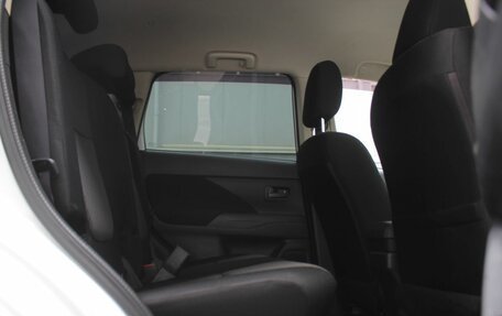 Mitsubishi Outlander III рестайлинг 3, 2013 год, 1 239 000 рублей, 14 фотография