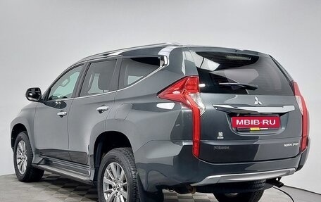 Mitsubishi Pajero Sport III рестайлинг, 2018 год, 3 199 000 рублей, 7 фотография