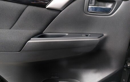 Mitsubishi Pajero Sport III рестайлинг, 2018 год, 3 199 000 рублей, 18 фотография