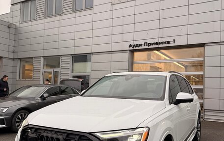 Audi Q7, 2024 год, 9 900 000 рублей, 3 фотография