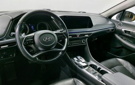 Hyundai Sonata VIII, 2020 год, 1 999 000 рублей, 10 фотография