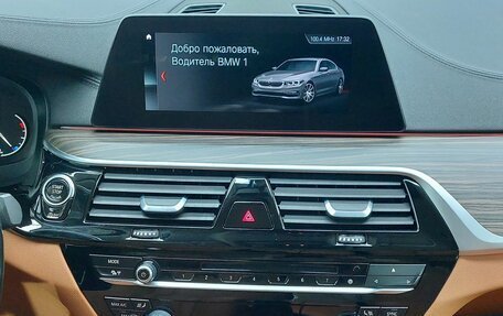 BMW 5 серия, 2019 год, 3 850 000 рублей, 14 фотография