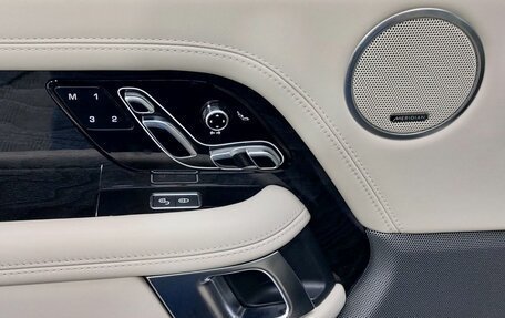 Land Rover Range Rover IV рестайлинг, 2018 год, 6 699 000 рублей, 16 фотография