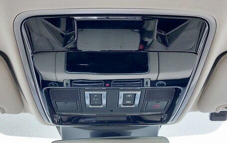 Land Rover Range Rover IV рестайлинг, 2018 год, 6 699 000 рублей, 24 фотография