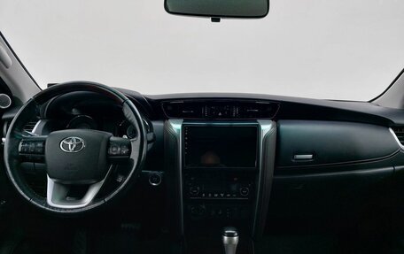 Toyota Fortuner II, 2020 год, 3 900 000 рублей, 12 фотография