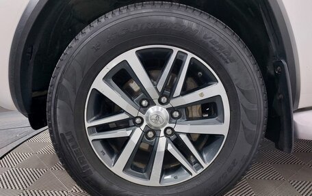 Toyota Fortuner II, 2020 год, 3 900 000 рублей, 23 фотография