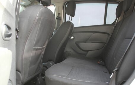 Renault Sandero II рестайлинг, 2014 год, 569 000 рублей, 13 фотография