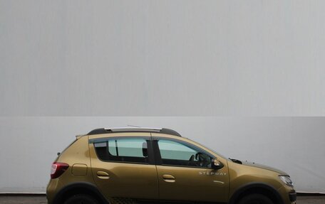 Renault Sandero II рестайлинг, 2018 год, 1 059 000 рублей, 4 фотография