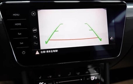 Skoda Superb III рестайлинг, 2022 год, 1 555 000 рублей, 13 фотография