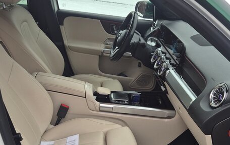 Mercedes-Benz GLB, 2021 год, 4 200 000 рублей, 7 фотография