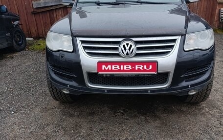 Volkswagen Touareg III, 2007 год, 1 100 000 рублей, 1 фотография