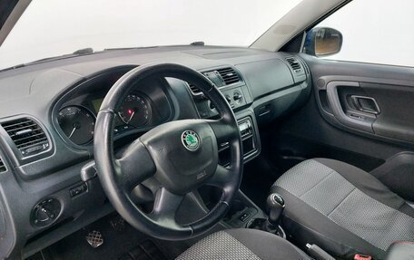 Skoda Fabia II, 2011 год, 449 000 рублей, 10 фотография