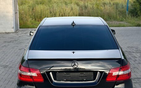 Mercedes-Benz E-Класс, 2010 год, 2 300 000 рублей, 3 фотография