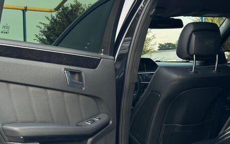 Mercedes-Benz E-Класс, 2010 год, 2 300 000 рублей, 8 фотография