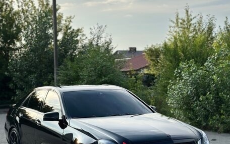 Mercedes-Benz E-Класс, 2010 год, 2 300 000 рублей, 30 фотография