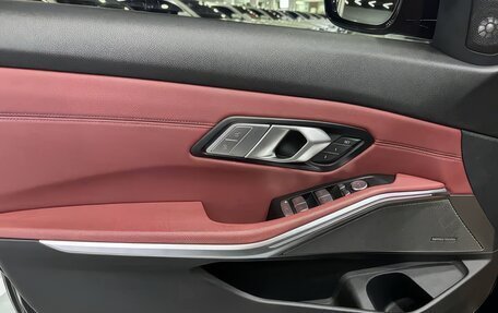 BMW 3 серия, 2022 год, 3 250 000 рублей, 10 фотография