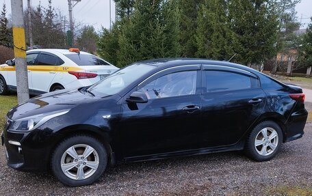 KIA Rio IV, 2018 год, 1 250 000 рублей, 10 фотография