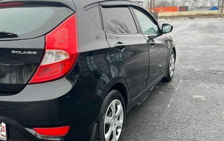 Hyundai Solaris II рестайлинг, 2011 год, 775 000 рублей, 6 фотография