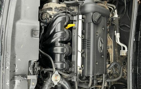 Hyundai Solaris II рестайлинг, 2011 год, 775 000 рублей, 10 фотография