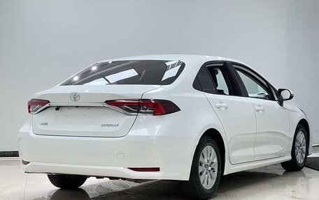 Toyota Corolla, 2022 год, 1 210 000 рублей, 3 фотография