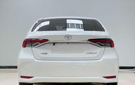 Toyota Corolla, 2022 год, 1 210 000 рублей, 4 фотография