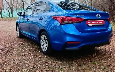 Hyundai Solaris II рестайлинг, 2017 год, 890 000 рублей, 5 фотография