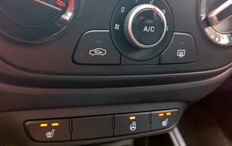 Hyundai Solaris II рестайлинг, 2017 год, 890 000 рублей, 21 фотография