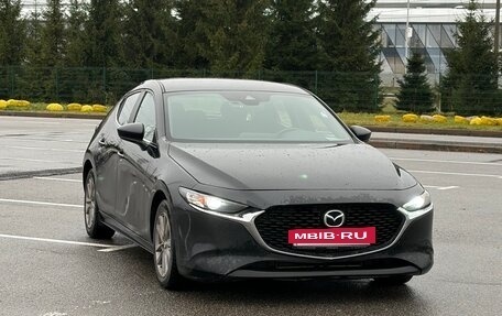 Mazda 3, 2022 год, 2 190 000 рублей, 3 фотография