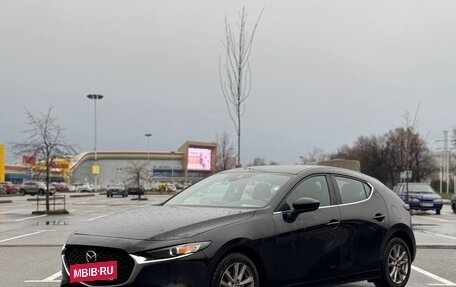 Mazda 3, 2022 год, 2 190 000 рублей, 2 фотография