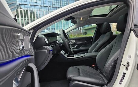 Mercedes-Benz CLS, 2021 год, 6 200 000 рублей, 7 фотография