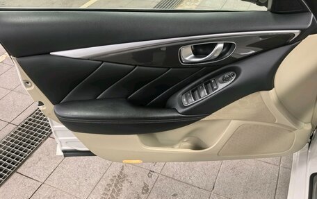 Infiniti Q50 I рестайлинг, 2015 год, 1 850 000 рублей, 8 фотография